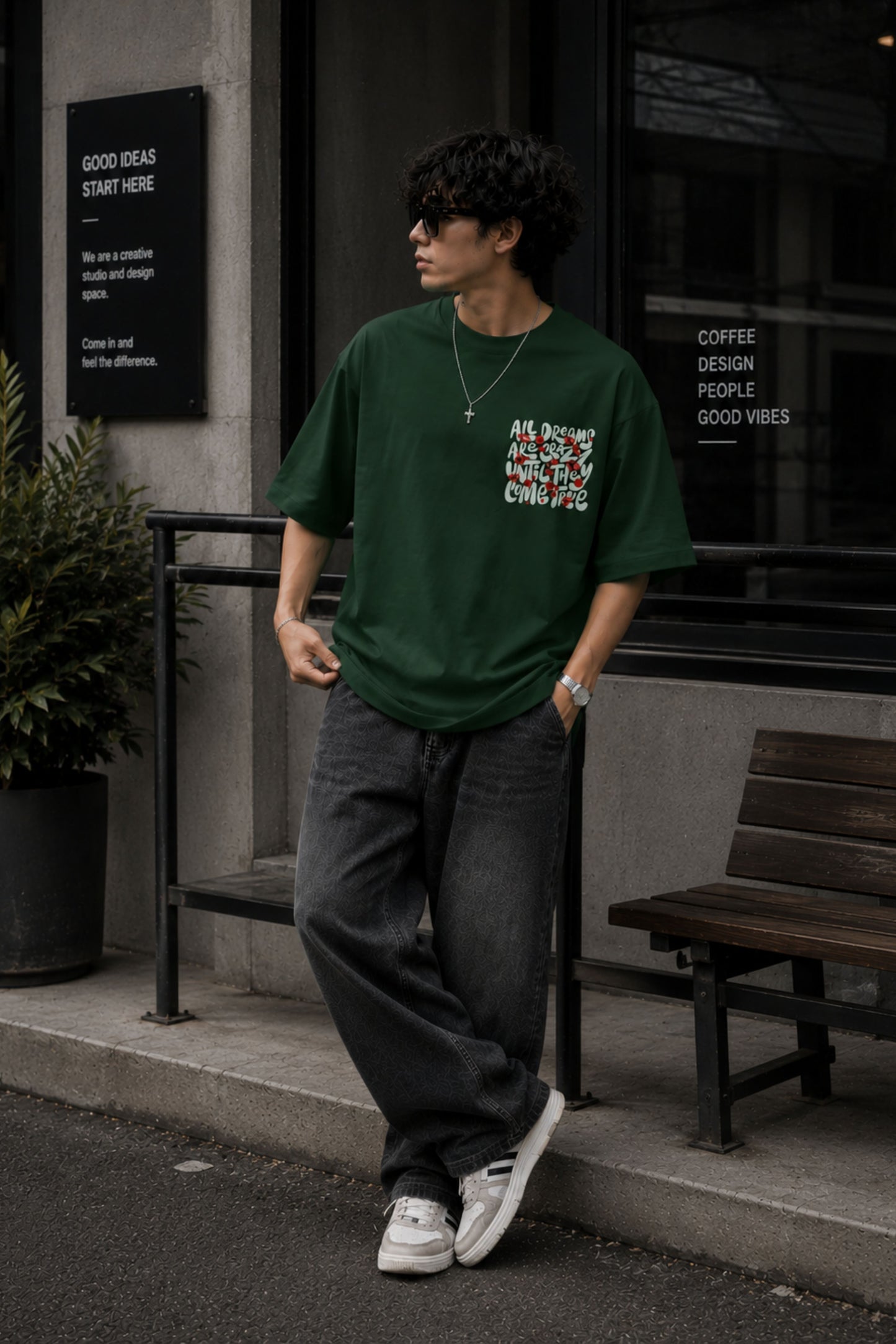 All dreams | Oversized T-shirt