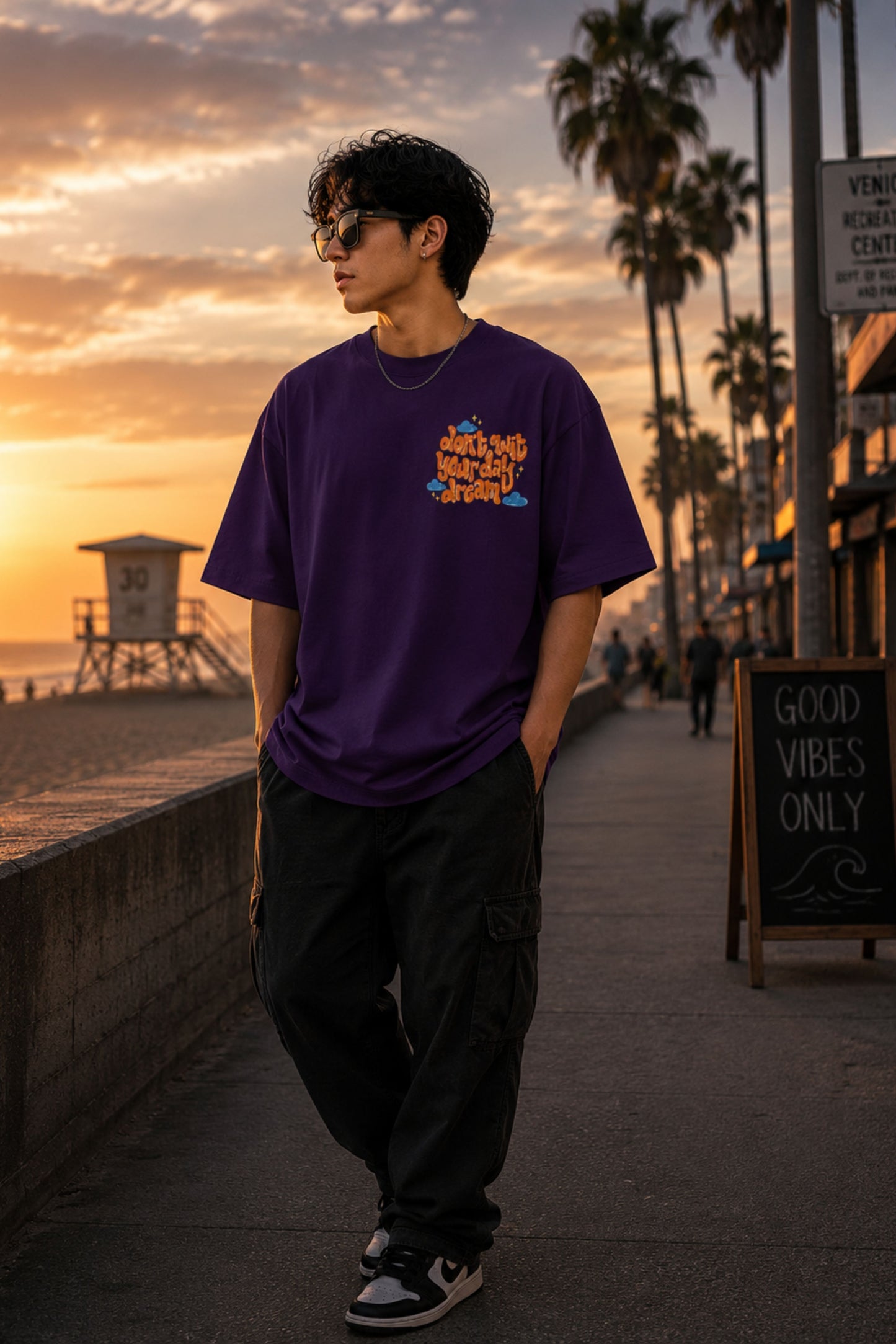 Day dream | Oversized T-shirt