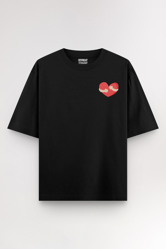 Heart hug embroidery | Oversized T-shirt